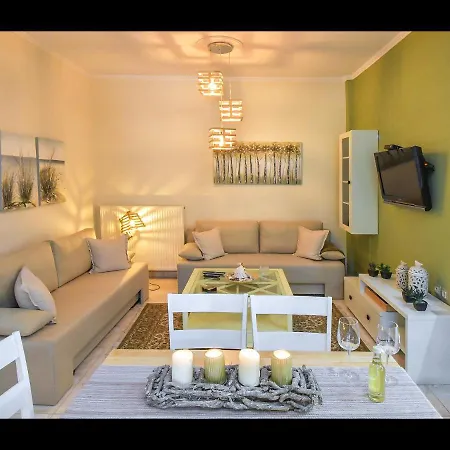 Noras House *